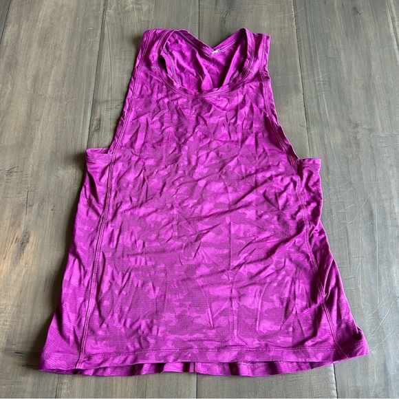 Lululemon Run For Days Tank in Regal Plum - Picture 3 of 5
